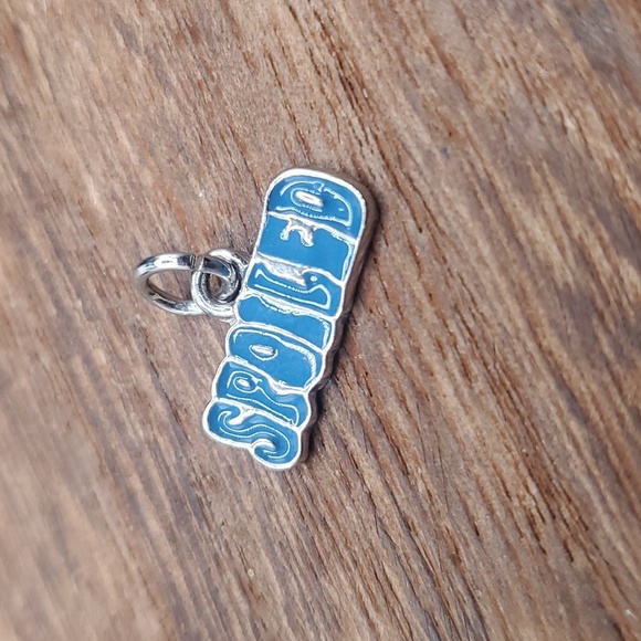 Spoiled pendant charm - Picture 1 of 2